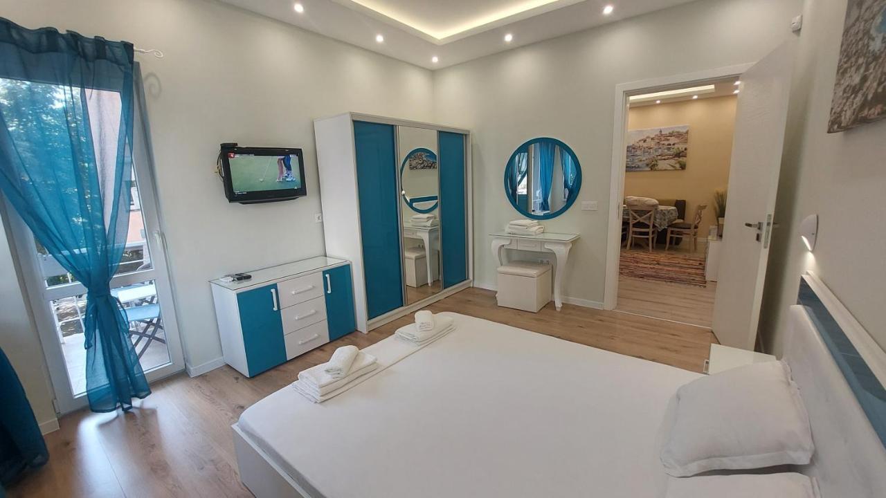 Апартамент Pink & Blue - 2Bdr With Balcony - Wi-Fi Varna ภายนอก รูปภาพ