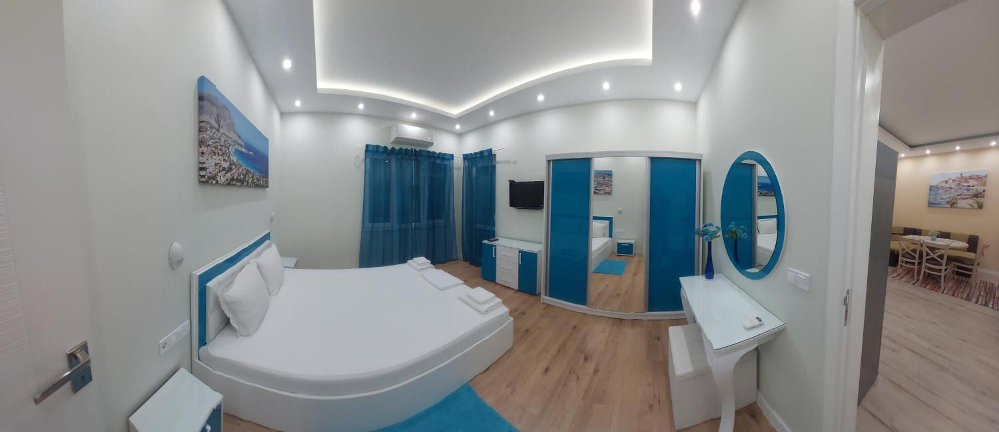 Апартамент Pink & Blue - 2Bdr With Balcony - Wi-Fi Varna ภายนอก รูปภาพ